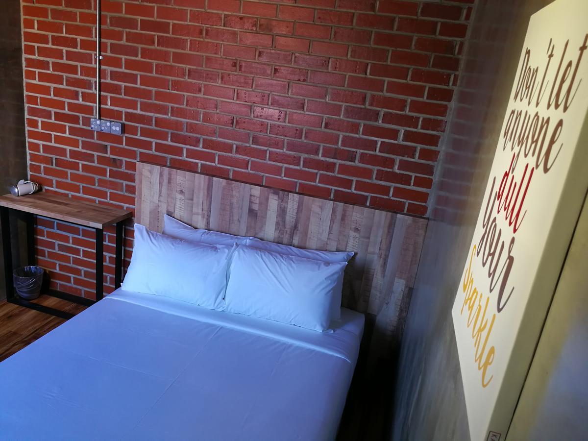 The Rise Room Kuala Terengganu Exterior foto A room at the hotel