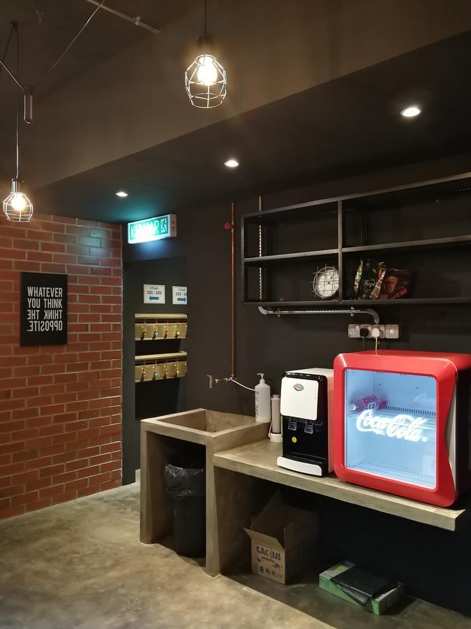 The Rise Room Kuala Terengganu Exterior foto The interior of a typical Starbucks store