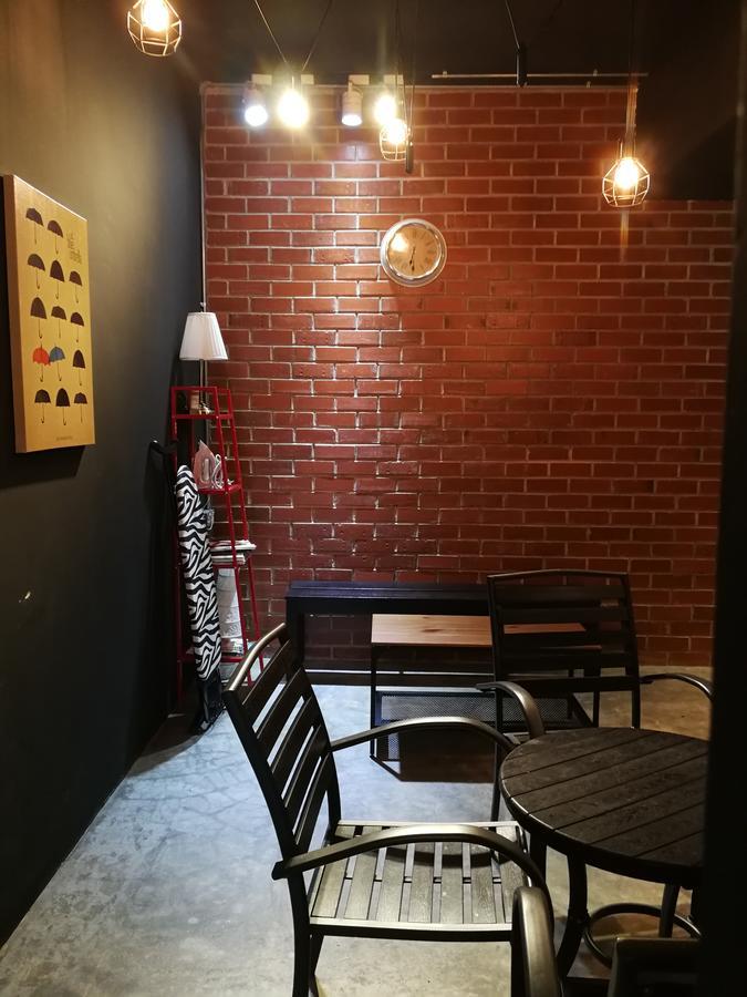 The Rise Room Kuala Terengganu Exterior foto The interior of the restaurant
